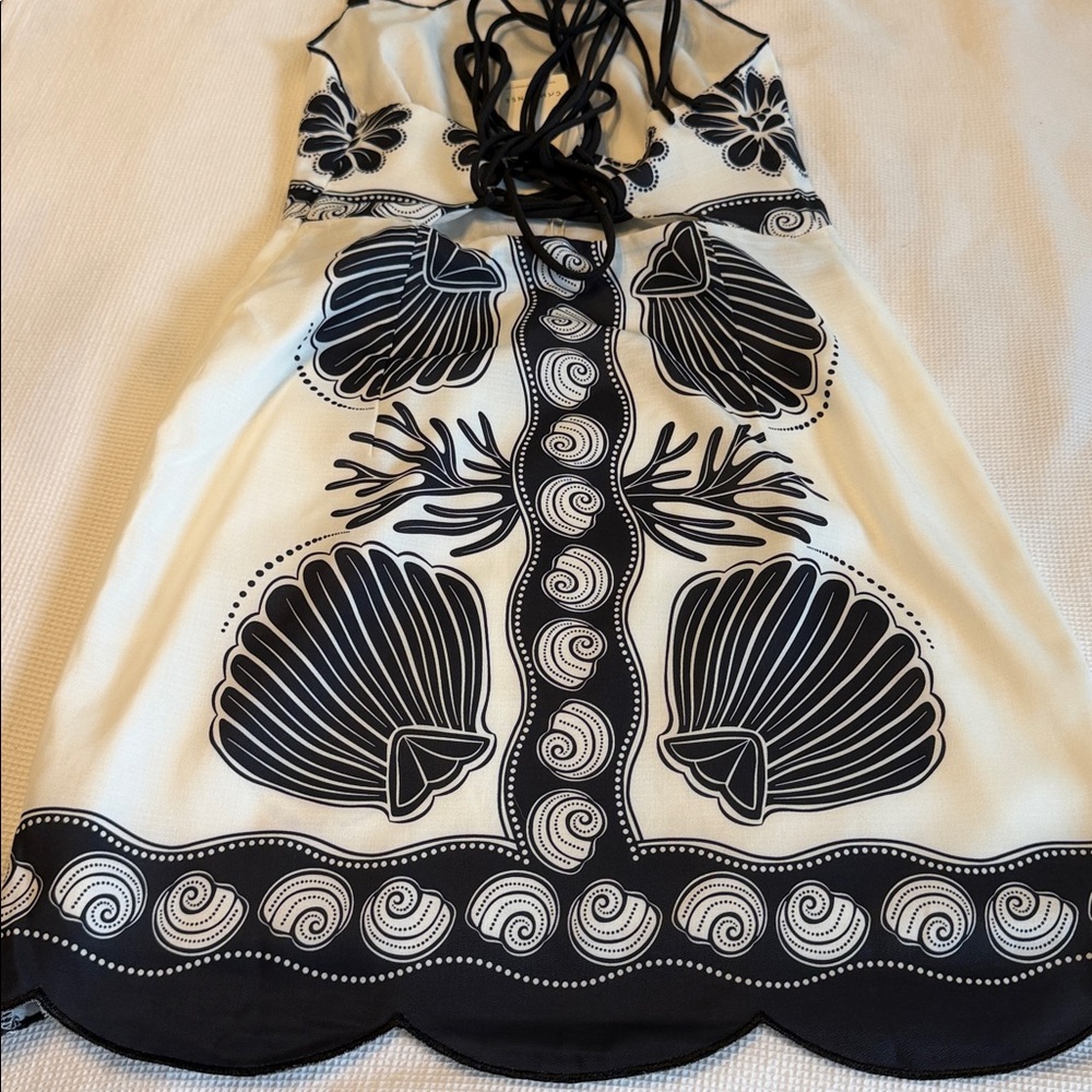 Commense Mini Scalloped Edges Lace Up Sea Shells Size XS NWT - Picture 7 of 15